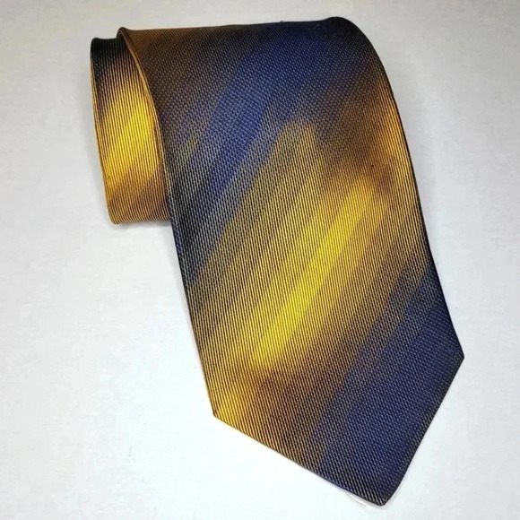 Roberto Villini Other - Roberto Villini Handmade Silk Tie